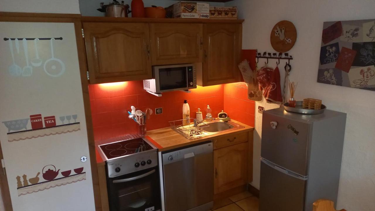 Sallanches 3101 Route De Nant Cruy Immeuble Le Grand R Bagian luar foto