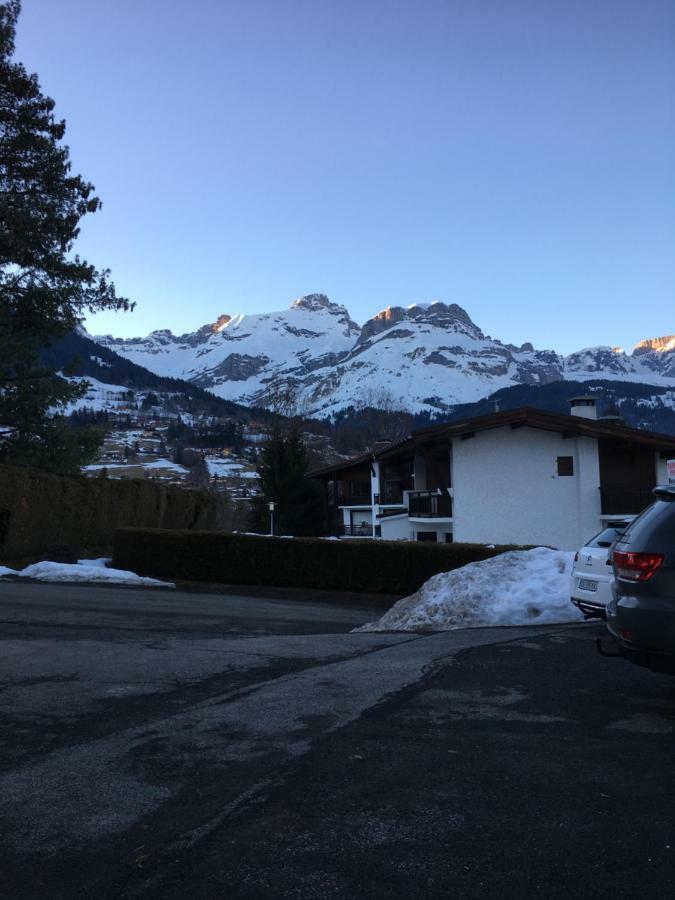Sallanches 3101 Route De Nant Cruy Immeuble Le Grand R Bagian luar foto